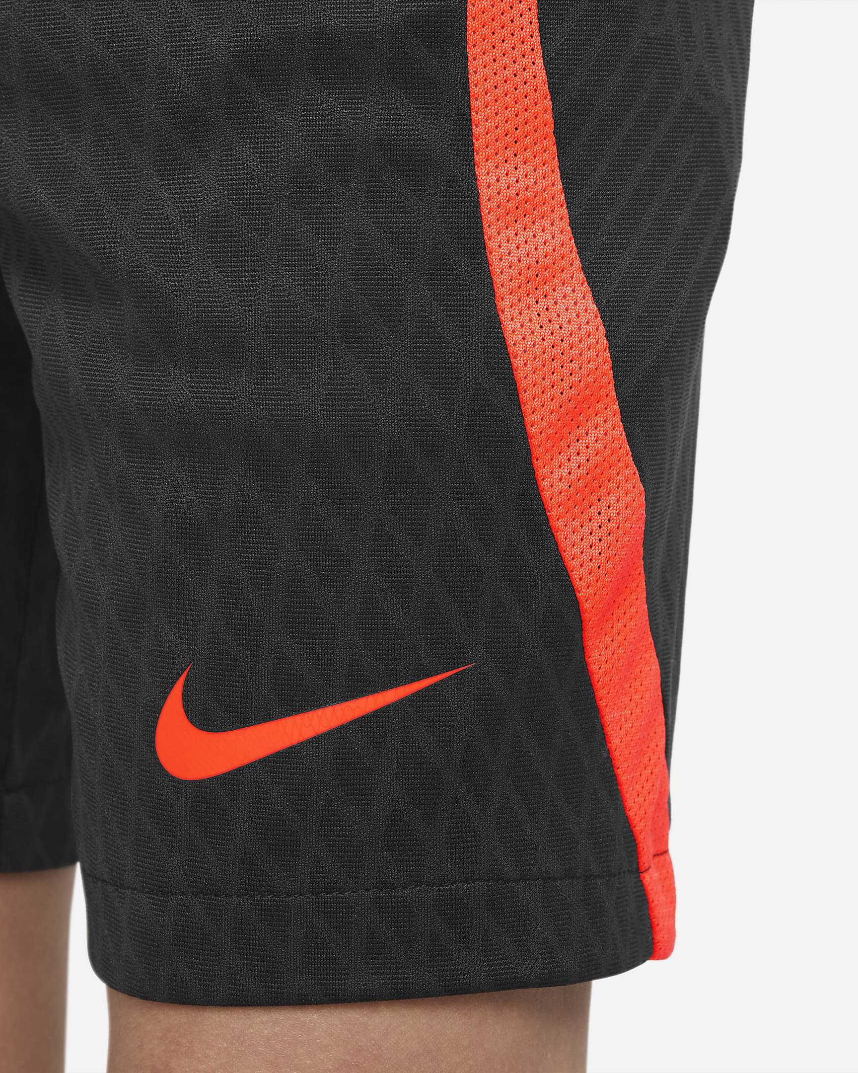 Nike Dri-FIT Strike